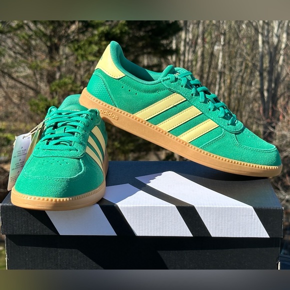 Adidas Breaknet Sleek Green Low Unisex Casual Sneaker Womens 97.5 NEW